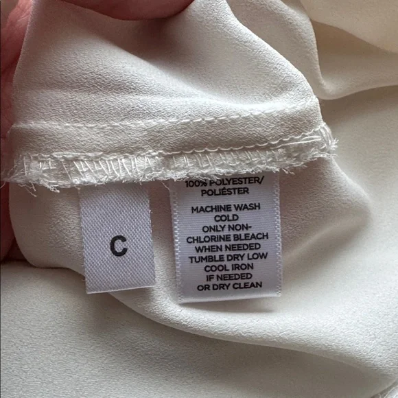 3 Blouses: Banana Republic and Loft - Picture 12 of 13